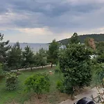 Soula's Sunshine Big Apartment Nea Karvali
