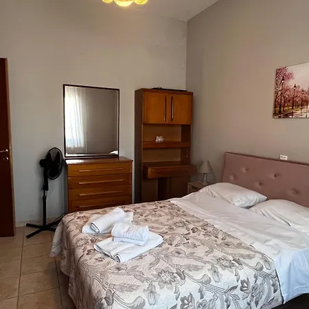 Soula's Sunshine Big Apartment Nea Karvali