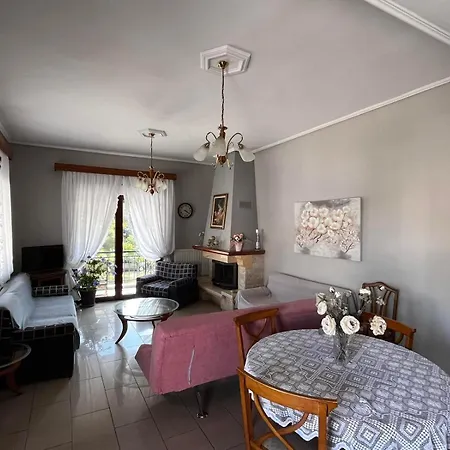 Soula's Sunshine Big Apartment